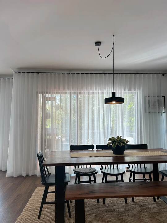 Bed 2 — Roman Blind
